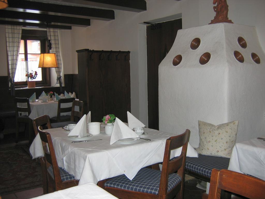Gasthof Koreth Innsbruck Exterior foto