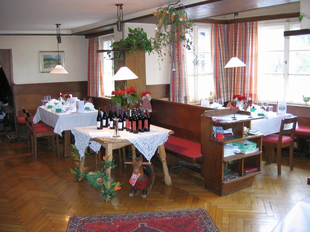 Gasthof Koreth Innsbruck Exterior foto